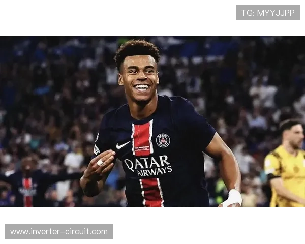 杜埃与亚马尔之争:同代新星的战术角色与数据表现差距在哪 杜埃与亚马尔之争:同代新星的战术角色与数据表现差距在哪